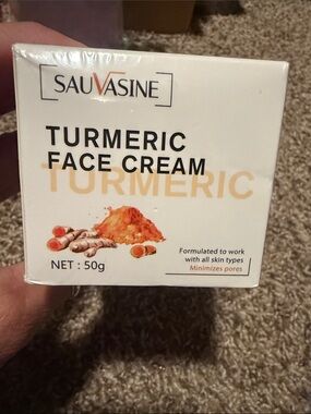 Sauvasine Turmeric Face Cream for Minimizing Pores - NEW